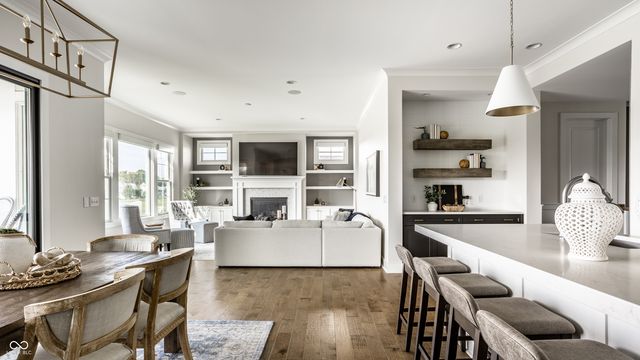 987 Oak Terrace Road, Westfield, IN 46074