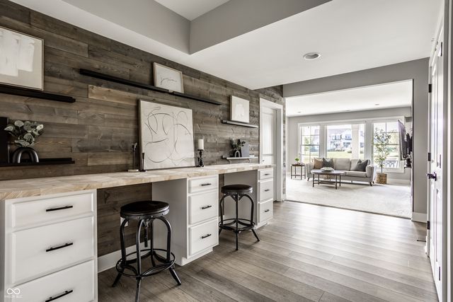 987 Oak Terrace Road, Westfield, IN 46074