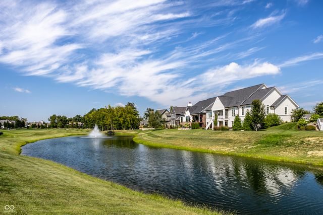 987 Oak Terrace Road, Westfield, IN 46074