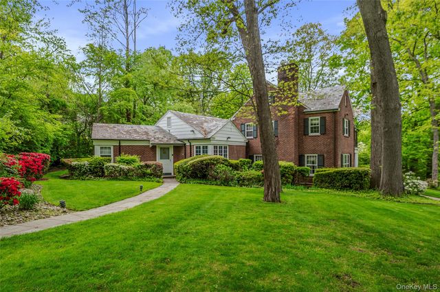 111 Clent Road, Great Neck, NY 11021
