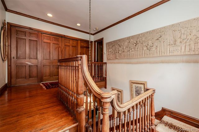 111 Clent Road, Great Neck, NY 11021