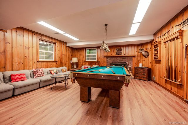 111 Clent Road, Great Neck, NY 11021