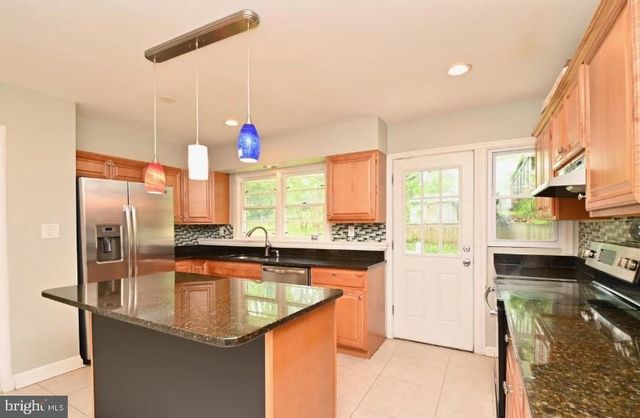 216 CAREYBROOK LN, Oxon Hill, MD 20745