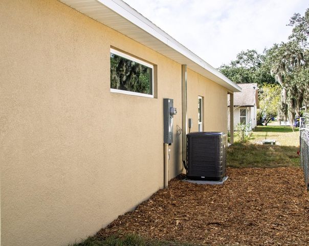 4225 Elson Avenue, Sebring, FL 33875