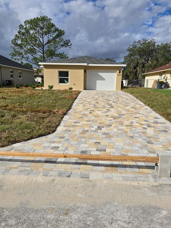 4225 Elson Ave, Sebring, FL 33875