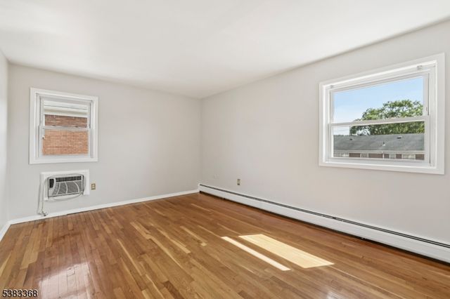 28 Knox Ter 2B, Wayne Twp., NJ 07470