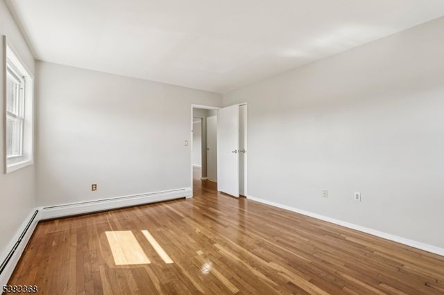 28 Knox Ter 2B, Wayne Twp., NJ 07470