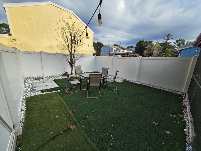 11015 REGENCY COMMONS COURT, Orlando, FL 32837