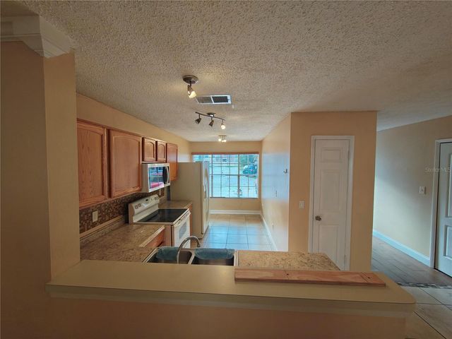 11015 REGENCY COMMONS COURT, Orlando, FL 32837