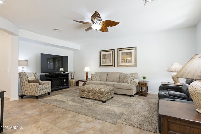 32269 N LARKSPUR Drive, San Tan Valley, AZ 85143