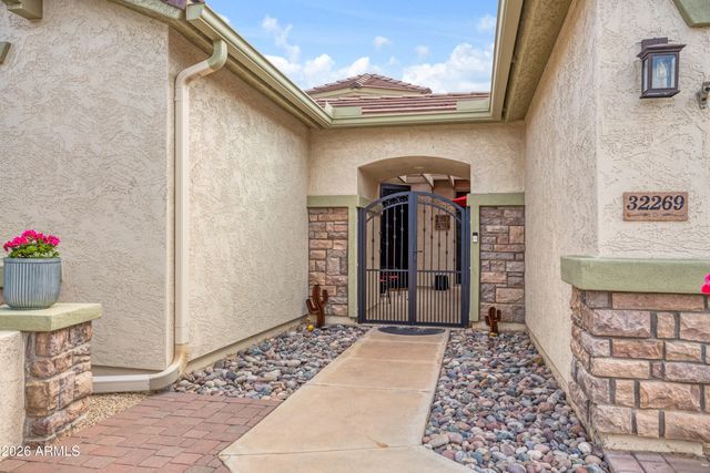 32269 N LARKSPUR Drive, San Tan Valley, AZ 85143