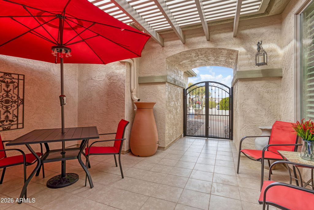 Image 12 of property listing at 32269 N LARKSPUR Drive, San Tan Valley, AZ 85143