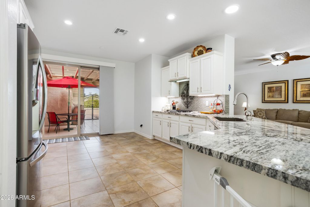 Image 27 of property listing at 32269 N LARKSPUR Drive, San Tan Valley, AZ 85143