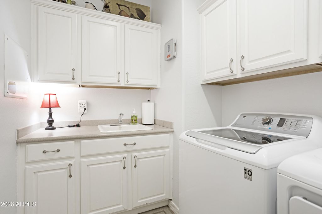 Image 45 of property listing at 32269 N LARKSPUR Drive, San Tan Valley, AZ 85143