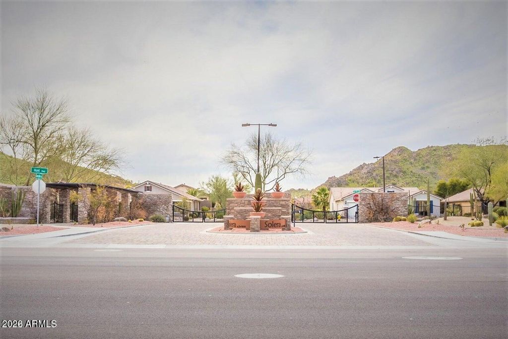 Image 76 of property listing at 32269 N LARKSPUR Drive, San Tan Valley, AZ 85143
