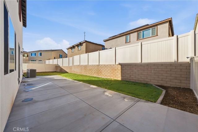 36631 Camino Springs, Murrieta, CA 92563