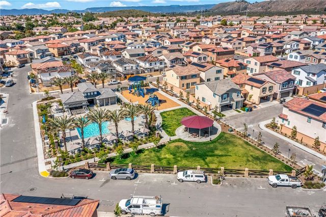 36631 Camino Springs, Murrieta, CA 92563