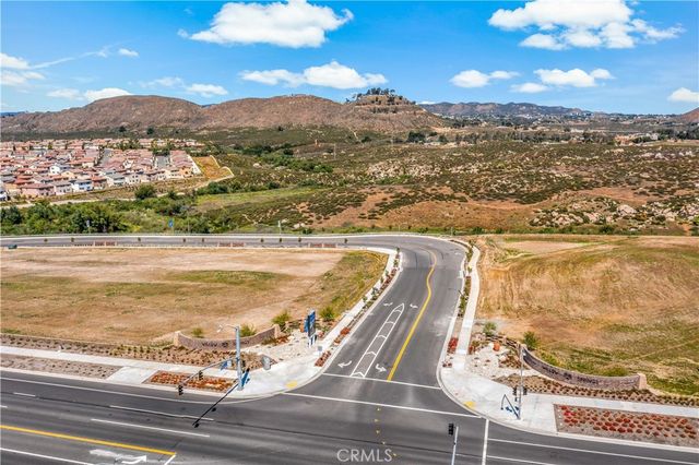 36631 Camino Springs, Murrieta, CA 92563