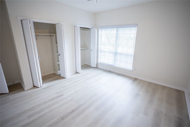 4403 Bellaire Drive S 222S, Fort Worth, TX 76109