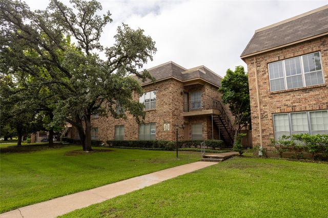 4403 Bellaire Drive S 222S, Fort Worth, TX 76109