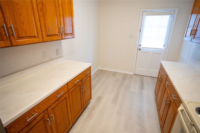 4403 Bellaire Drive S 222S, Fort Worth, TX 76109