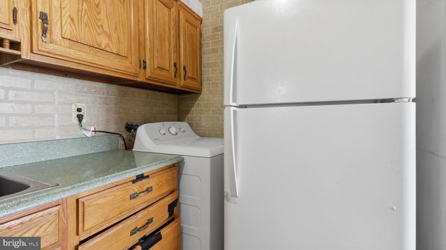 6914 ELKINS AVE, Oxon Hill, MD 20745