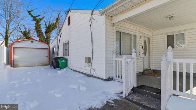 6914 ELKINS AVE, Oxon Hill, MD 20745