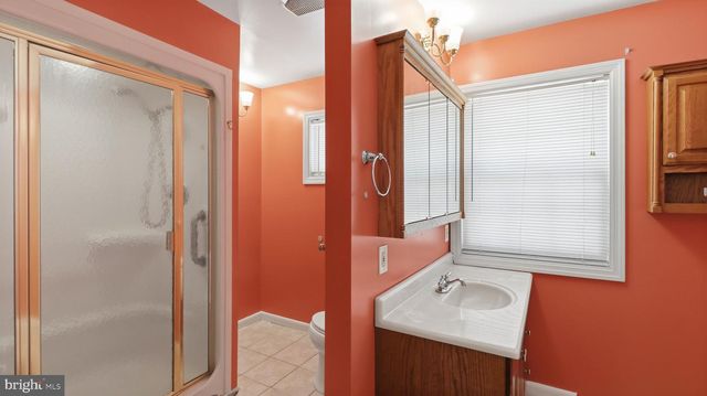 6914 ELKINS AVE, Oxon Hill, MD 20745