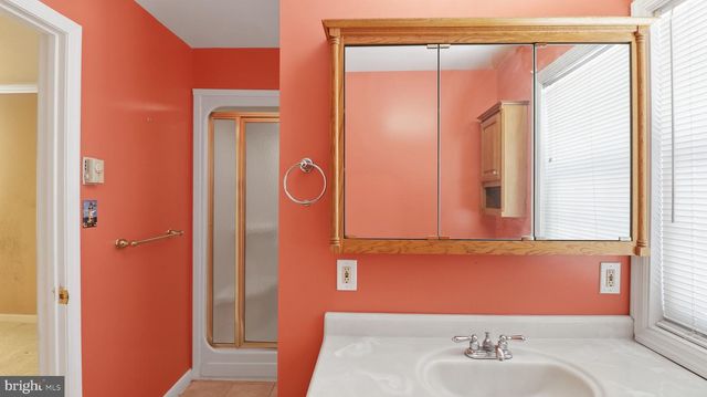 6914 ELKINS AVE, Oxon Hill, MD 20745