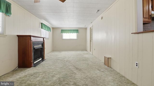 6914 ELKINS AVE, Oxon Hill, MD 20745