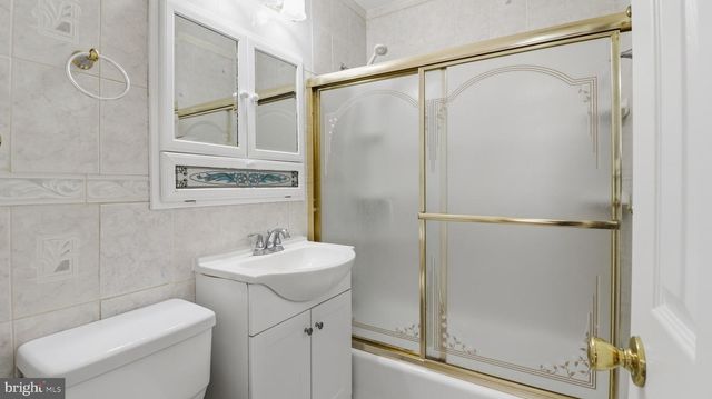 6914 ELKINS AVE, Oxon Hill, MD 20745