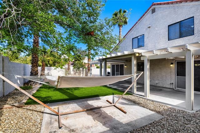 9400 Alameda Harbor Avenue, Las Vegas, NV 89117