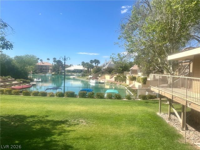 9400 Alameda Harbor Avenue, Las Vegas, NV 89117