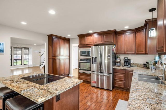 1315 Starlite Ln, Yuba City, CA 95991