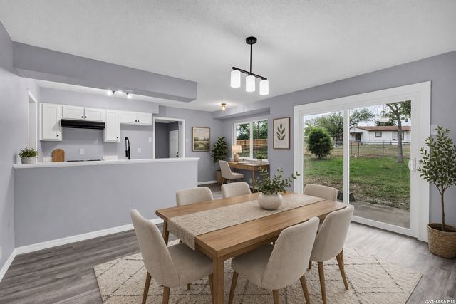 137 Stapleton St., San Antonio, TX 78227