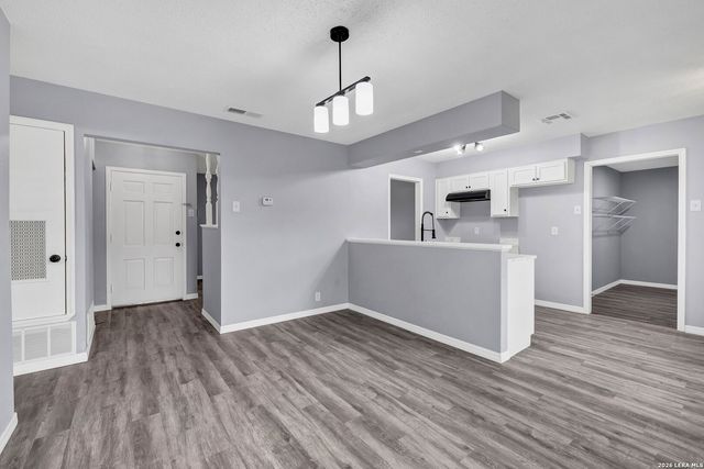 137 Stapleton St., San Antonio, TX 78227