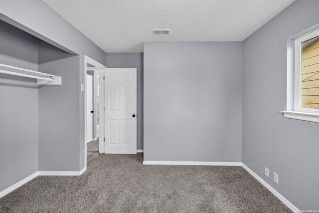 137 Stapleton St., San Antonio, TX 78227