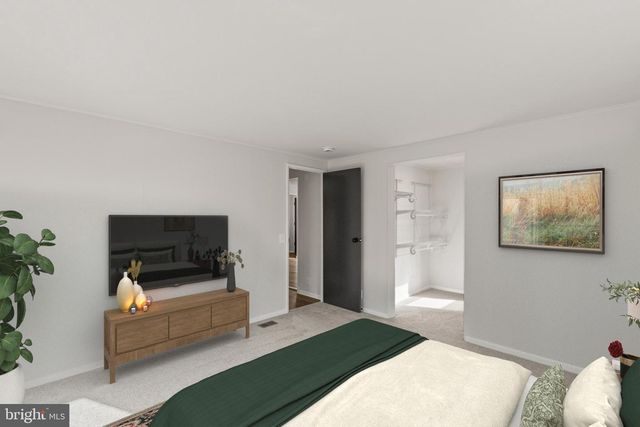 8287 PLEASANT VALLEY RD, Stewartstown, PA 17363