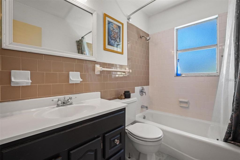 6508 3RD AVENUE NE, BRADENTON, FL 34208 — photo 3