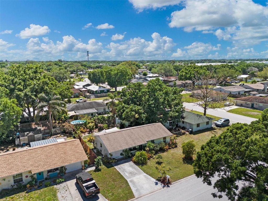 6508 3RD AVENUE NE, BRADENTON, FL 34208 — photo 4