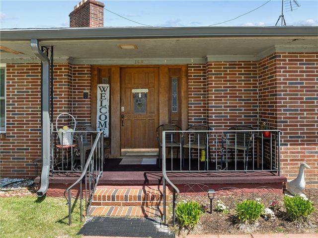 108 W Mauldin Street, Walhalla, SC 29691