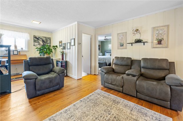 108 W Mauldin Street, Walhalla, SC 29691