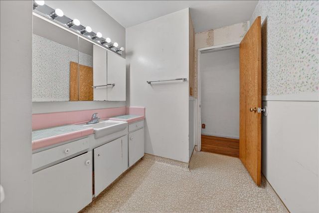 788 Bedford Drive, Salinas, CA 93901