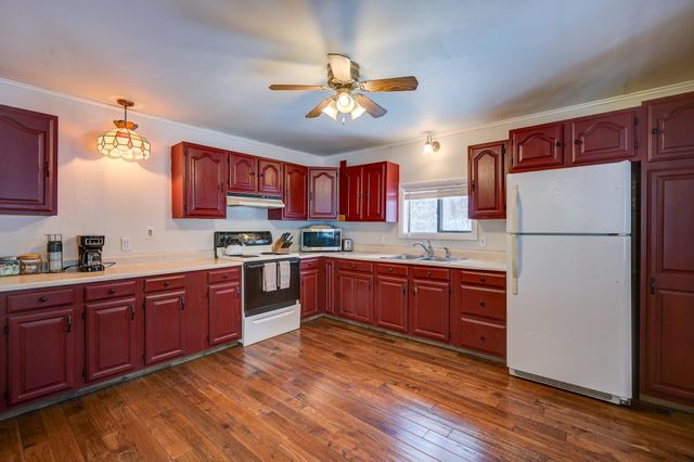 151 Mill Street, Conway, NH 03813