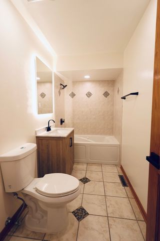 1770 Michigan City Road, Calumet City, IL 60409