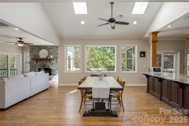 102 Brookhollow Drive, Flat Rock, NC 28731