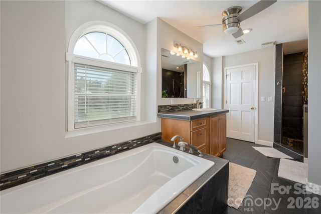 102 Brookhollow Drive, Flat Rock, NC 28731