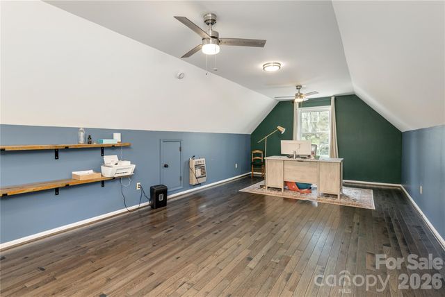 102 Brookhollow Drive, Flat Rock, NC 28731