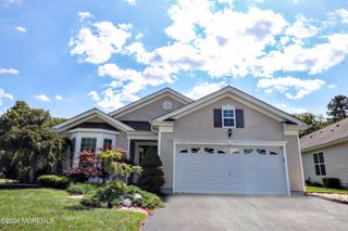 80 Cromwell Lane, Jackson, NJ 08527
