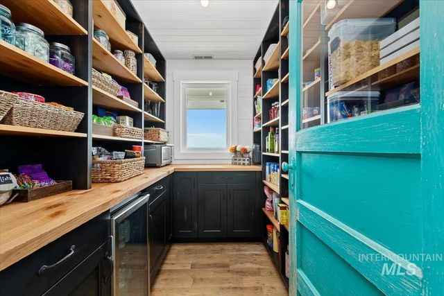 10200 W Scenic View, Star, ID 83669